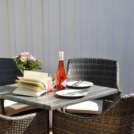 Sturmvogel 1 - Strandnahe In Holiday home