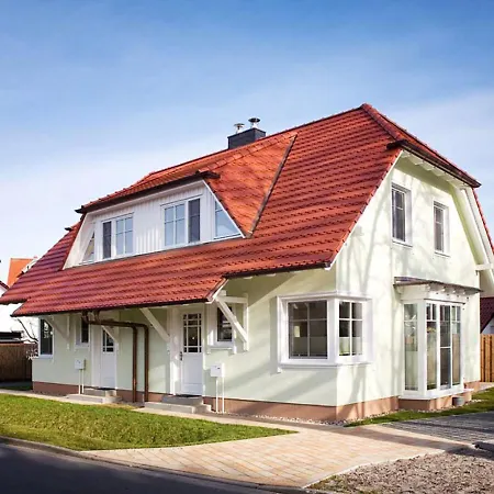 Sturmvogel 1 - Strandnahe In Holiday home